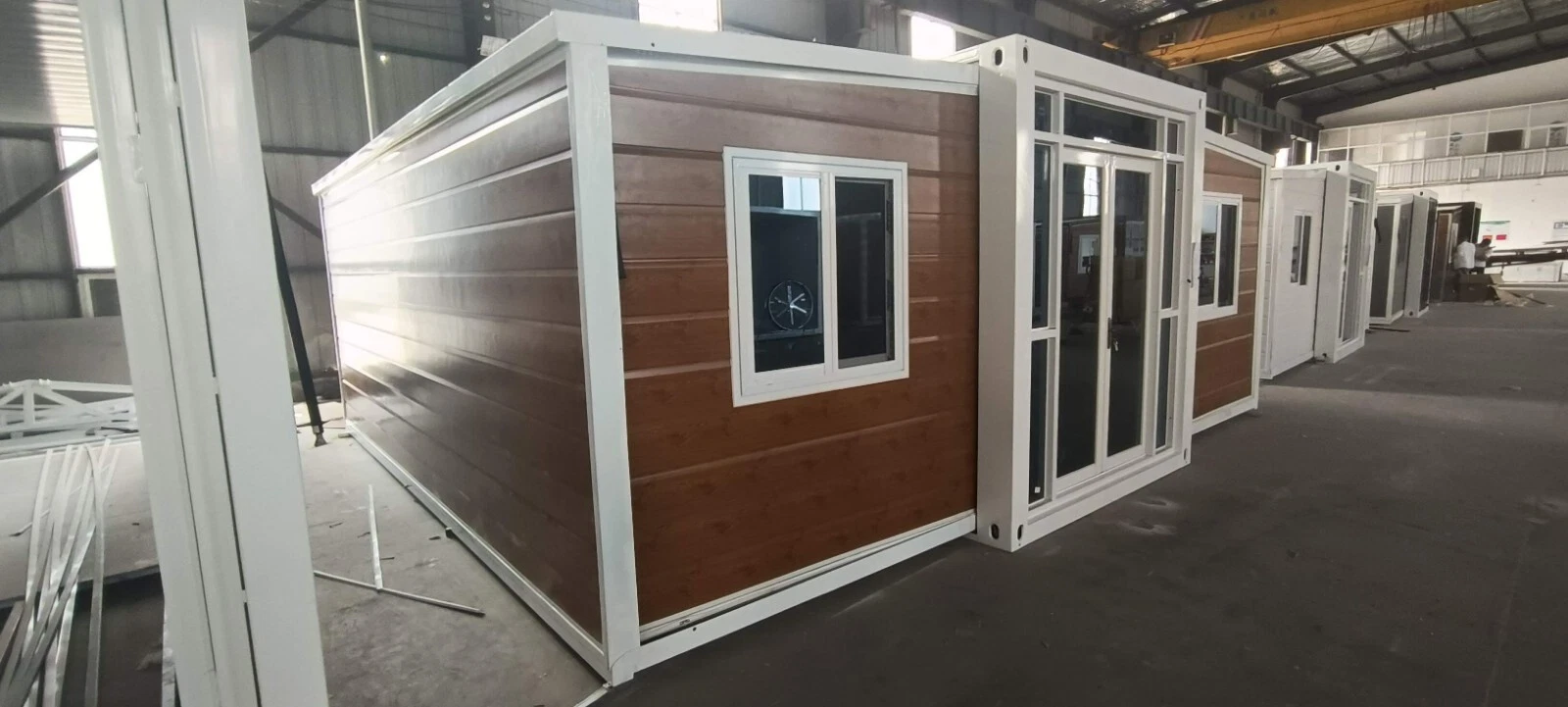 Mobile Expandable Container House - View 3